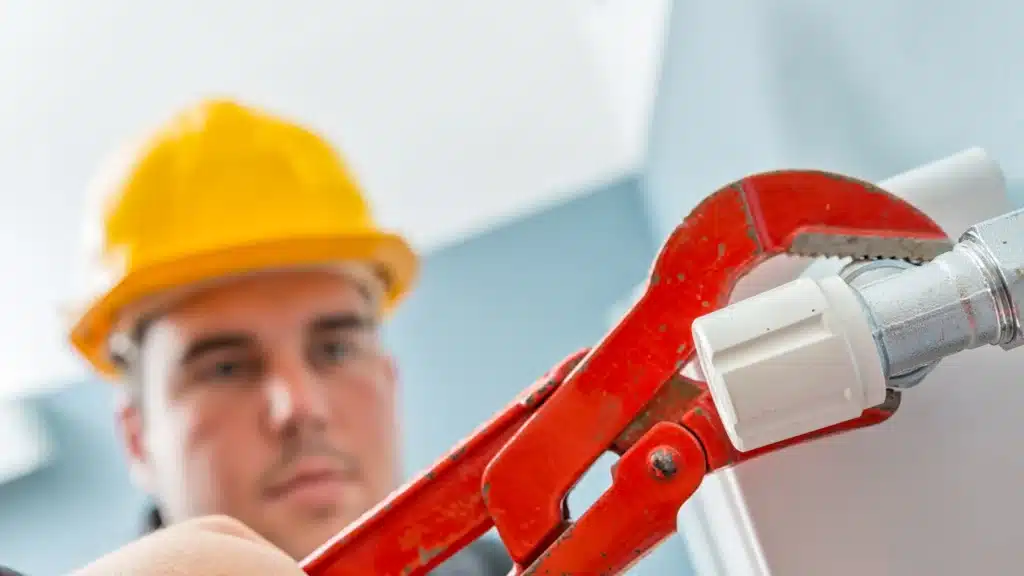Economize tempo e dinheiro Os benefícios de contratar um encanador profissional para serviços hidráulicos 3 Beneficios de contratar um encanador profissional 1 Beneficios de contratar um encanador profissional 1 Beneficios de contratar um encanador profissional 1